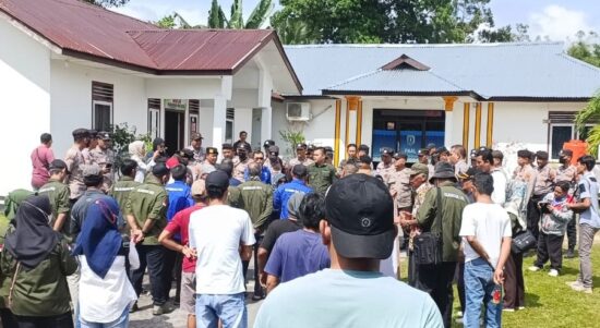 Unjuk Rasa Paal Satu