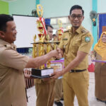Piala dan Hadiah