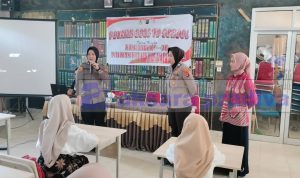 Polwan Goes to School