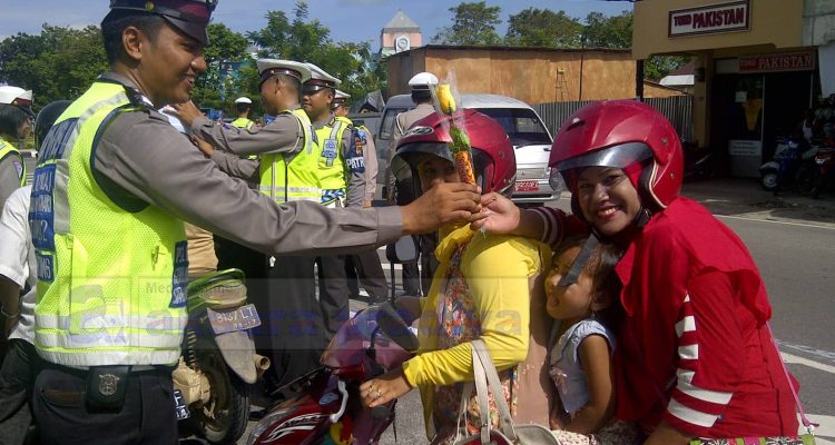 IMG 20241012 Polisi Melaksanakan Operasi Lalu Lintas Operasi Zebra Menumbing