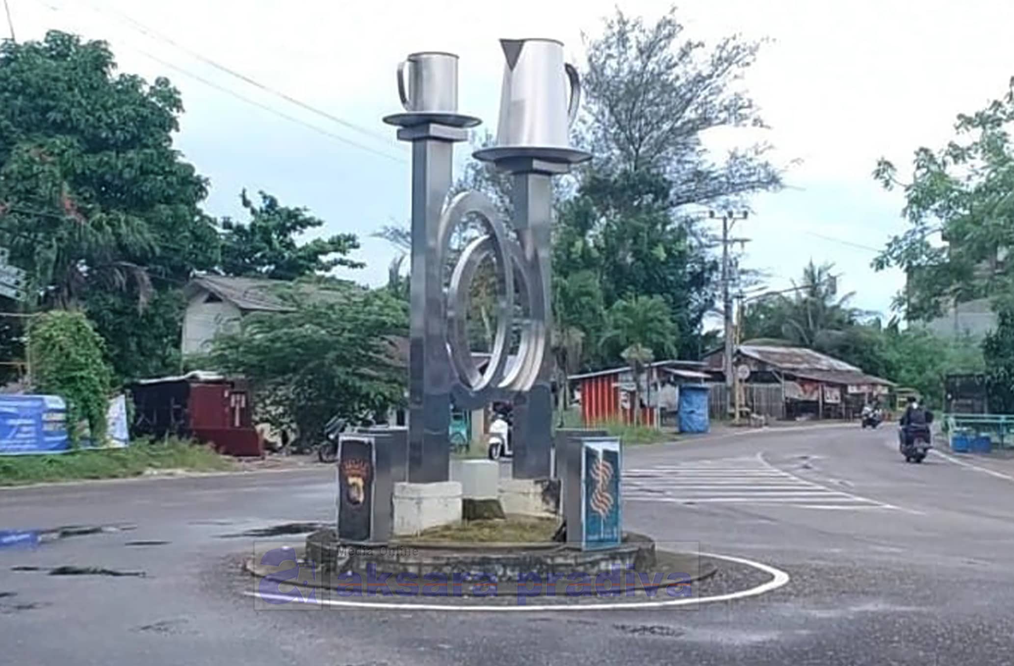 Tugu 1001 Warung Kopi