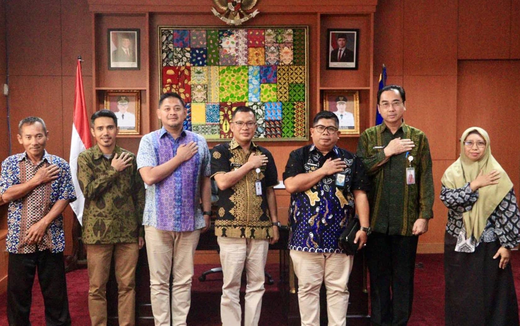 Universitas Trilogi